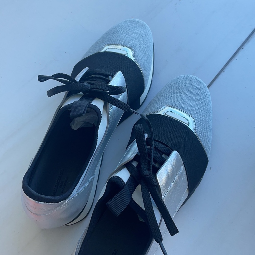 Balenciaga Black/Silver Race Runner Sneaker - Picture 14 of 16